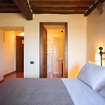 Rocca D'orcia And Otel *