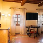 Rocca D'orcia And Otel