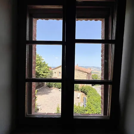 Rocca D'orcia And Hotel *