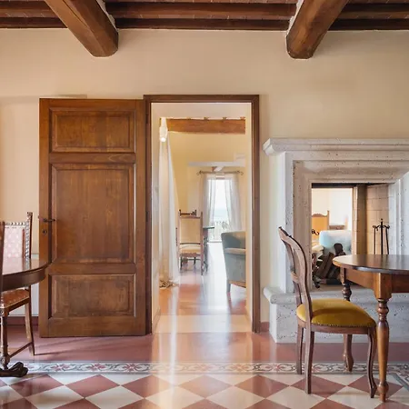 Rocca D'orcia And Hotel