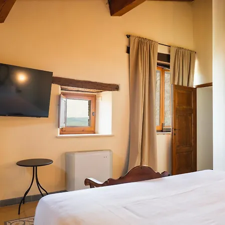 Rocca D'orcia And Hotel *